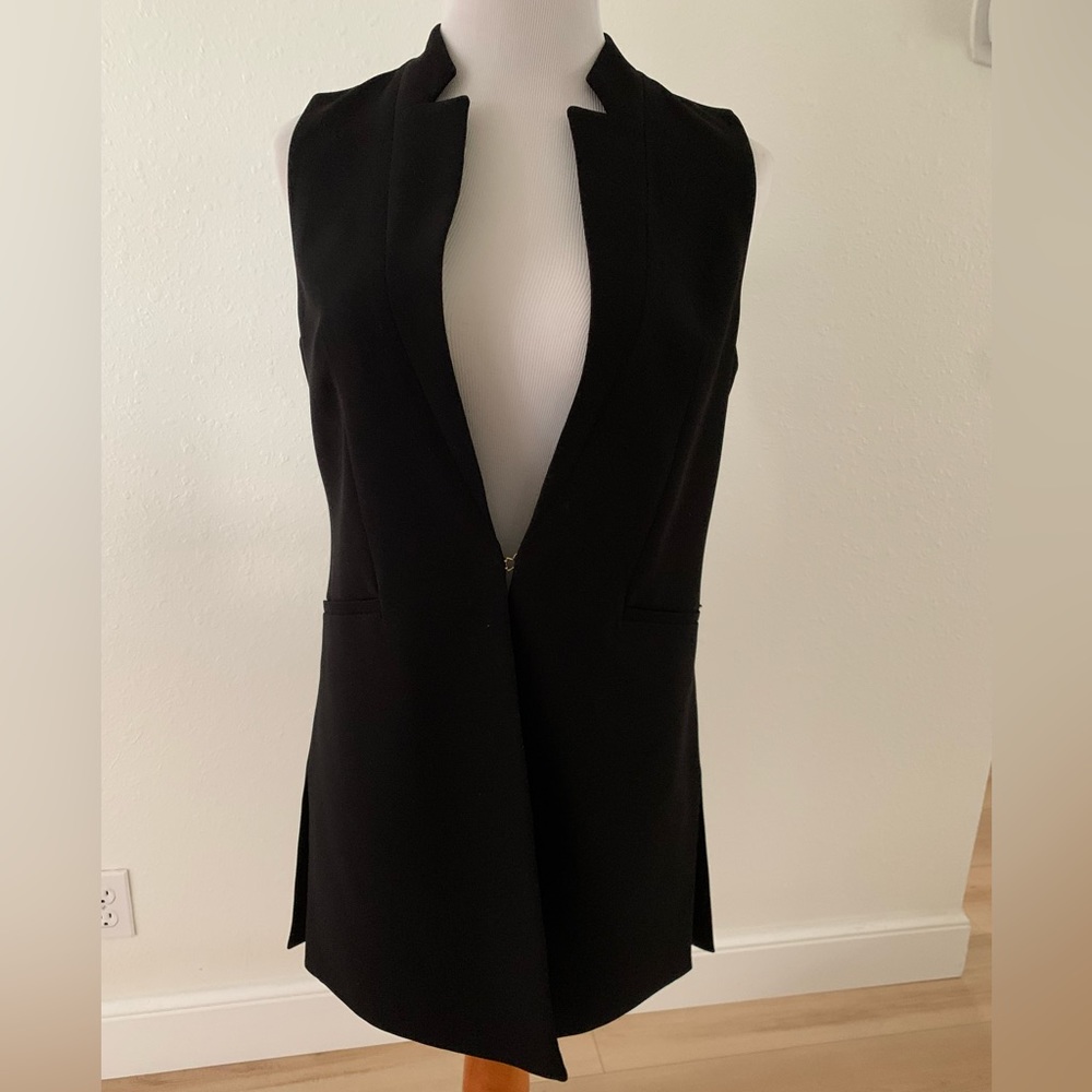 DKNY vest